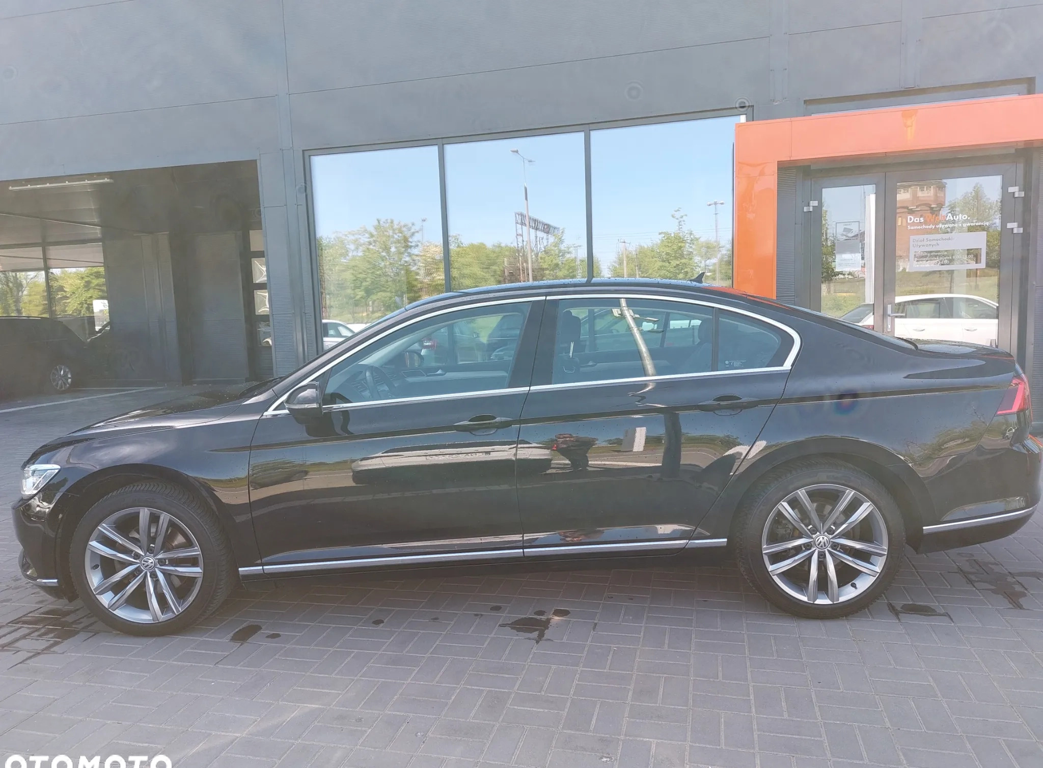 Volkswagen Passat cena 74900 przebieg: 170155, rok produkcji 2016 z Zwoleń małe 631